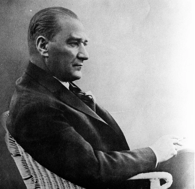 10 Kasım Atatürk'ü anma günü ve Atatürk haftası