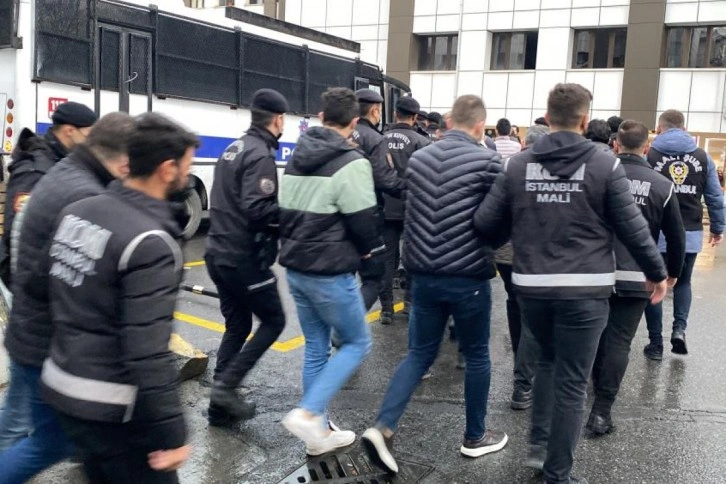 3 ilde tapuda rüşvet operasyonu: 79 gözaltı