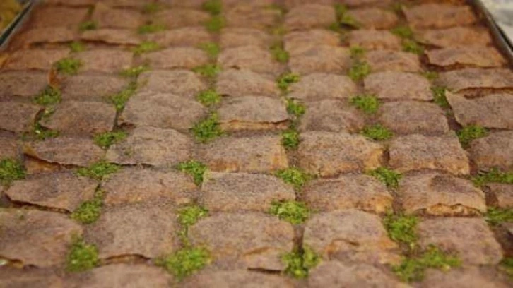 3 vardiya çalışıyorlar! Soğuk baklava kadayıfın tahtını salladı