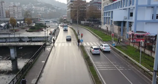 56 saatlik kısıtlama sona erdi, cadde ve sokaklar boş kaldı