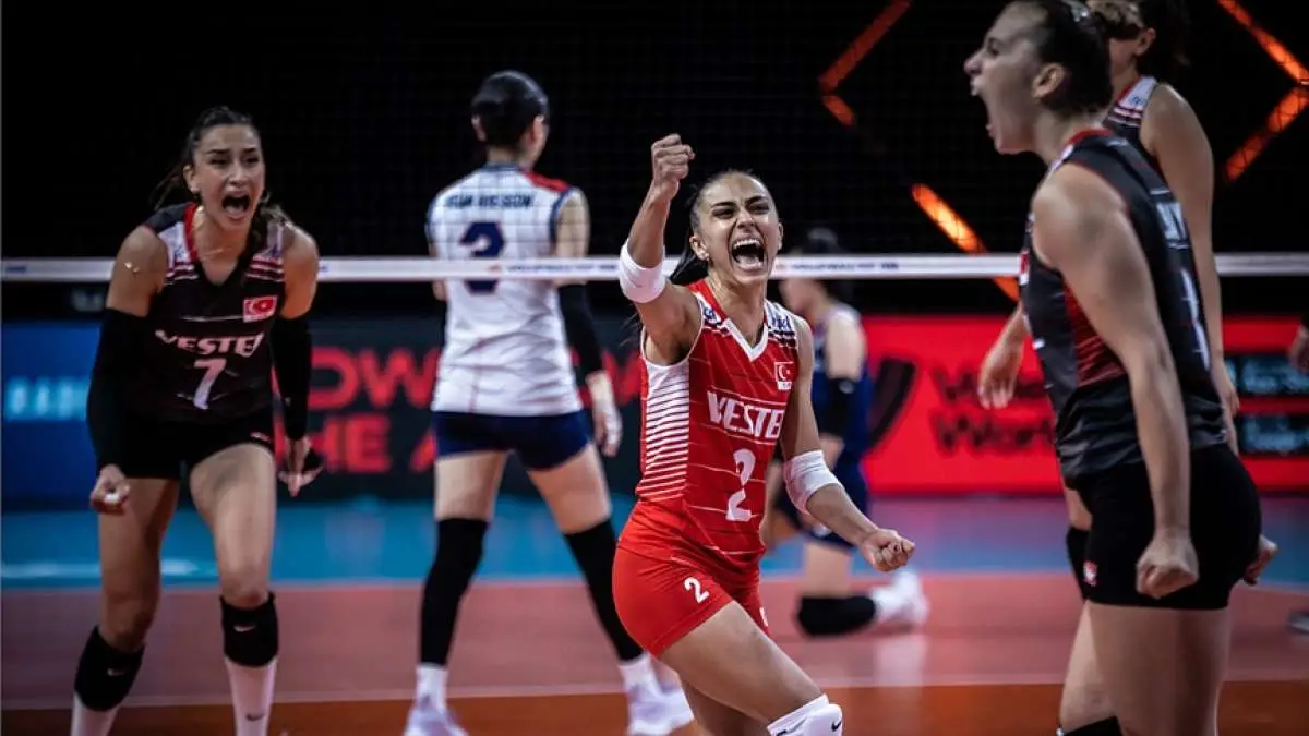 A Milli Kadın Voleybol Takımı FIVB Milletler Ligi'nde dörtlü finale kalmayı başardı