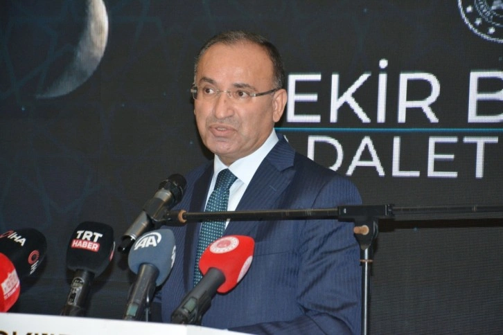 Adalet Bakanı Bekir Bozdağ: "Türk yargısına şaibeli diyenler Türk yargısına iftira atanlardır”