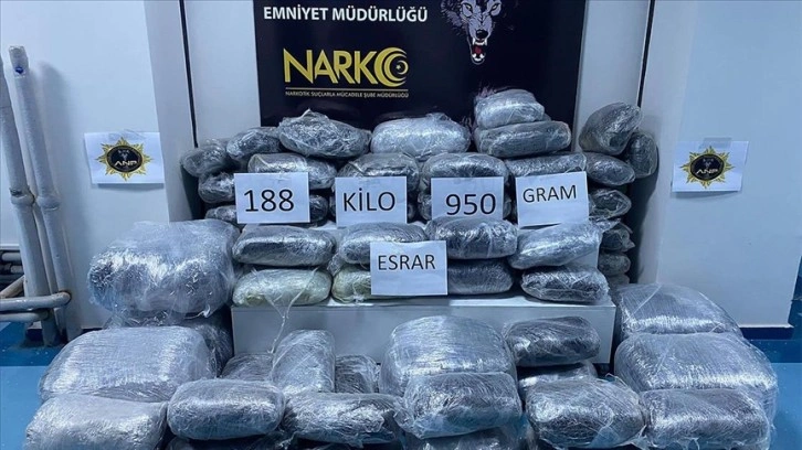 Adana'da 188 kilo 950 gram esrar ele geçirildi, 4 zanlı tutuklandı