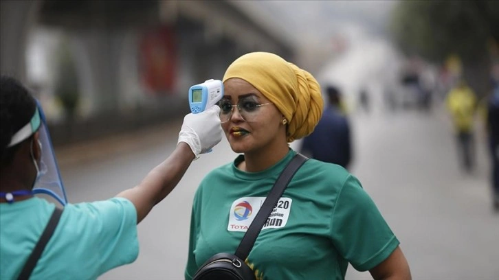 Afrika'da Kovid-19 vakalarının sayısı 8 milyon 200 bine yaklaştı