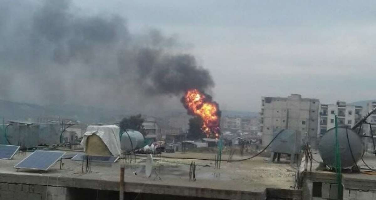 Afrin'de bomba yüklü araçla saldırı: 3 ölü, 18 yaralı