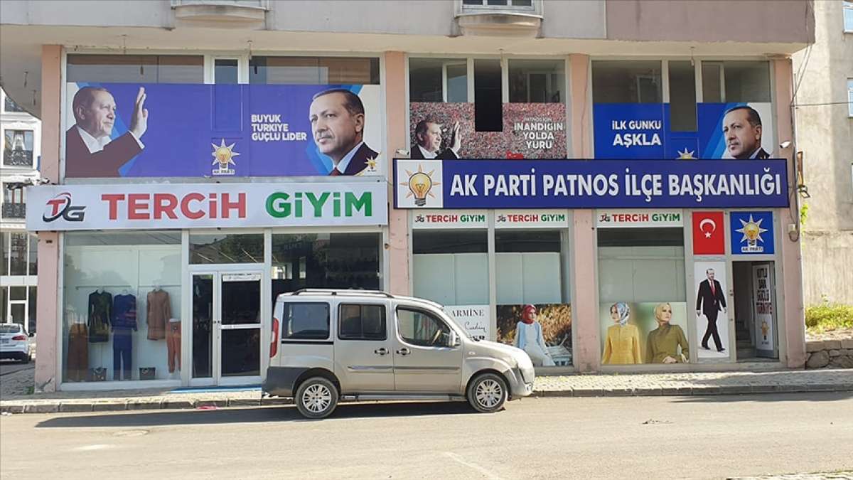 Ağrı'da AK Parti Patnos İlçe Başkanlığı binasına molotofkokteyli ile saldırı girişimi