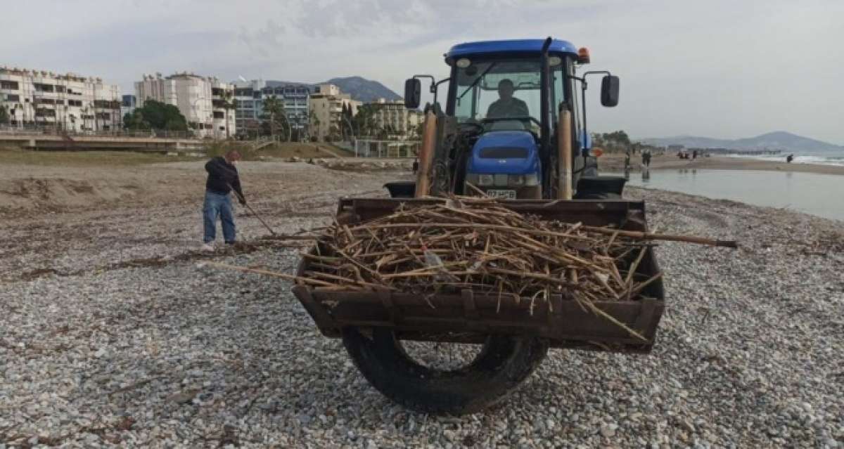 Alanya sahilleri sezona hazırlanıyor