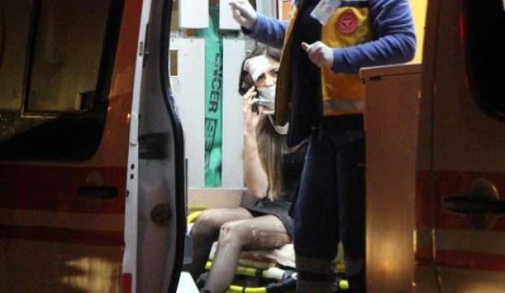 Ambulansla otomobil çarpıştı: 5 yaralı