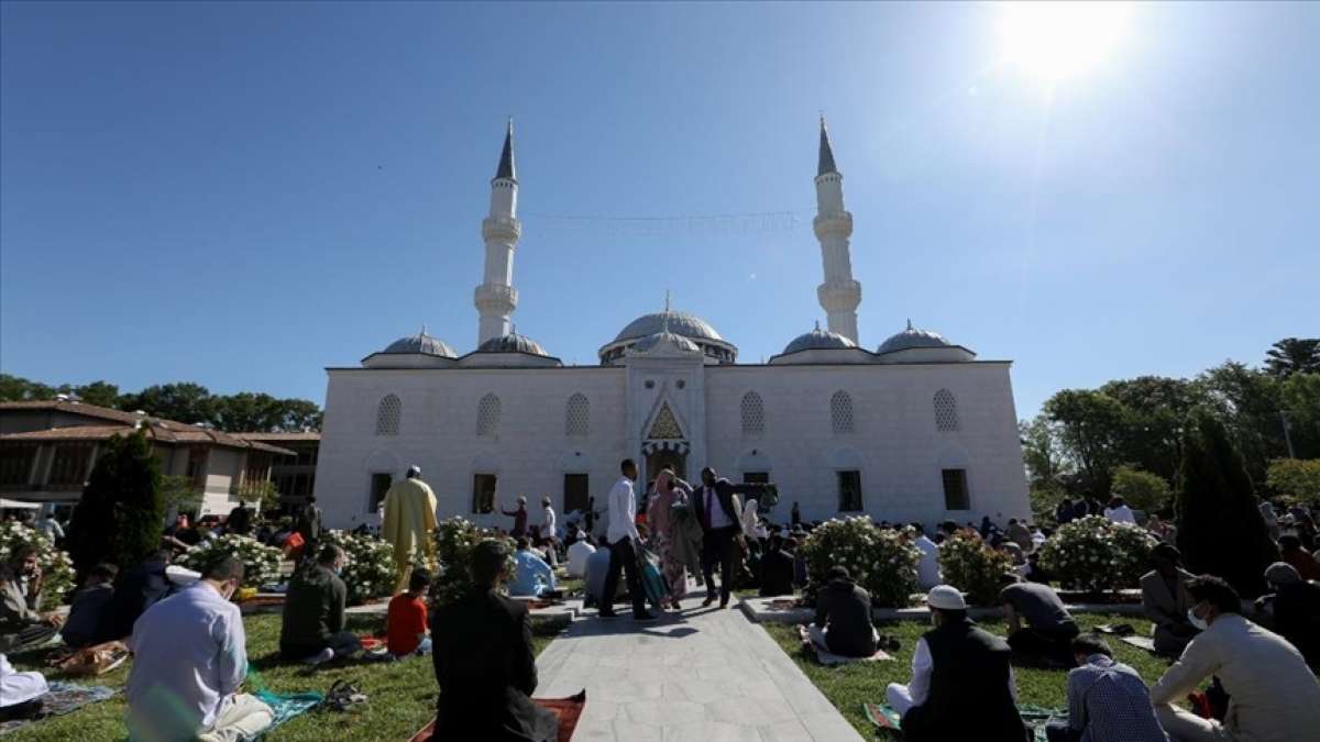 Amerika Diyanet Merkezi'nde bayramlaşma programı düzenlendi