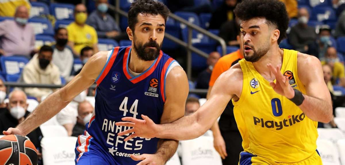 Anadolu Efes, İsrail deplasmanında farklı kazandı!