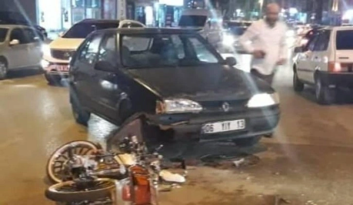 Ankara'da çalıntı motosiklet ile otomobil çarpıştı: 1 yaralı