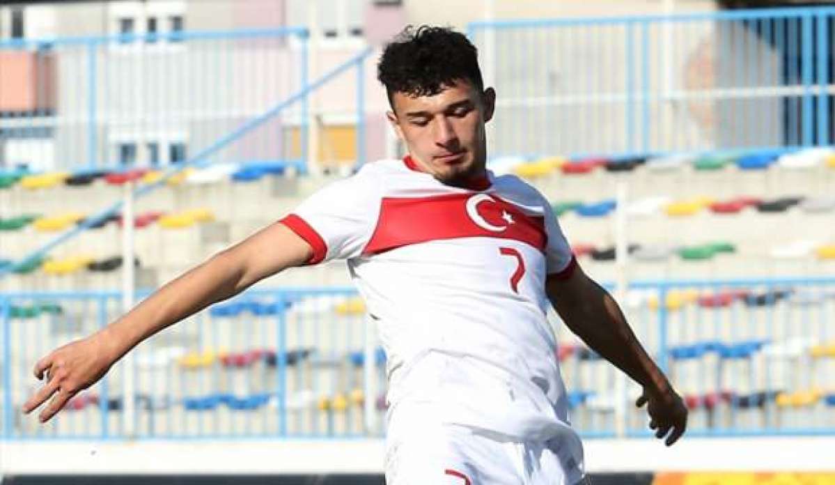 Antalyaspor’da Gökdeniz 6 hafta yok