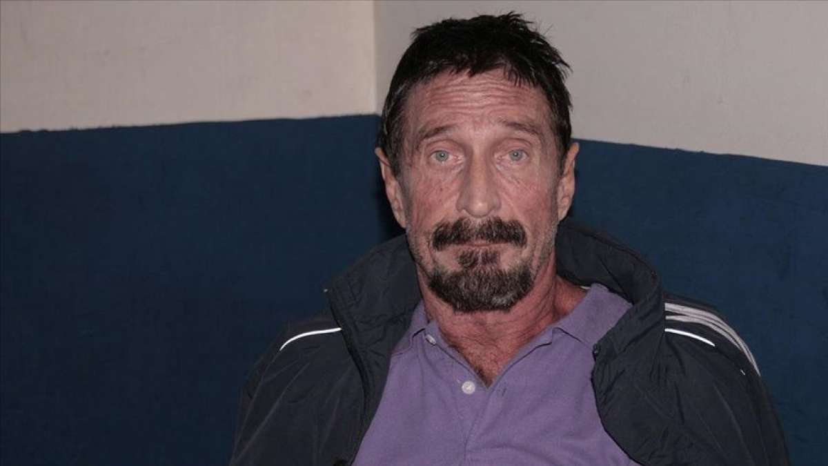 Antivirüs yazılımcısı John McAfee Barselona'da cezaevindeki hücresinde ölü bulundu