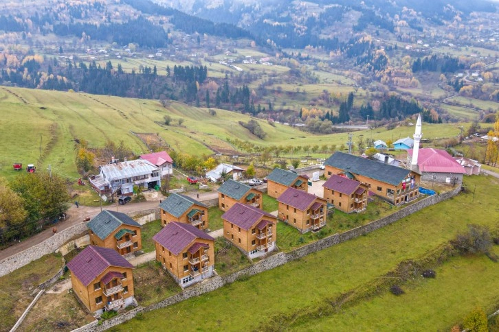 Artvin’de tatil köyünü aratmayan huzurevi