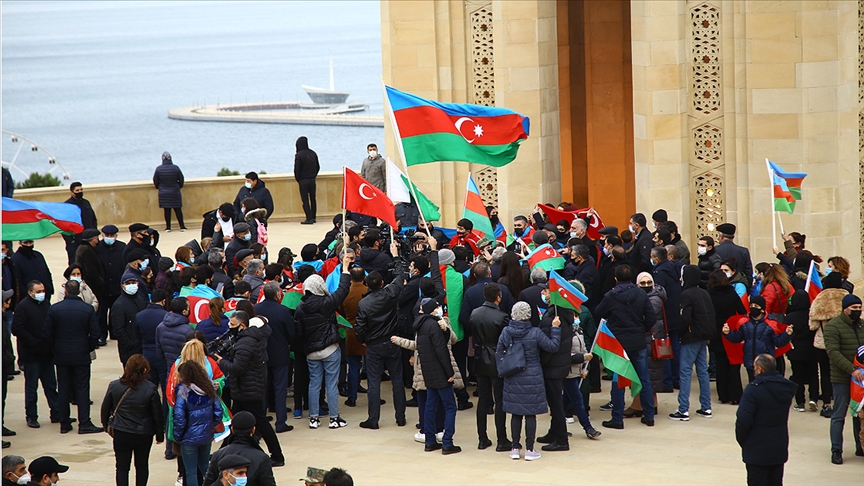 Azerbaycan'da Atatürk'ü anma gününe denk gelen 10 Kasım 'Zafer Günü' 8 Kasım