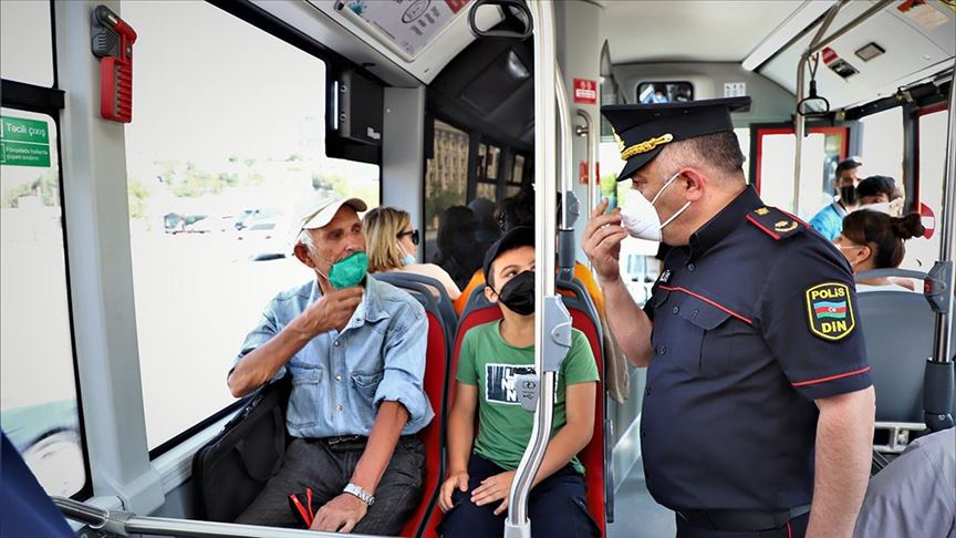 Azerbaycan’da en yüksek günlük Kovid-19 vakası sayısı kayıtlara geçti