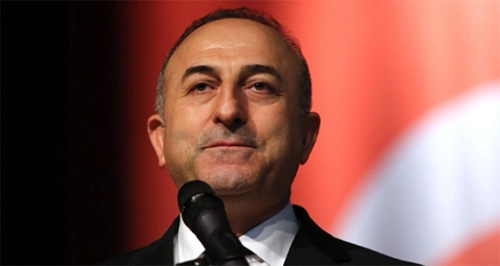 Bakan Çavuşoğlu, İran Cumhurbaşkanı Reisi ile görüştü