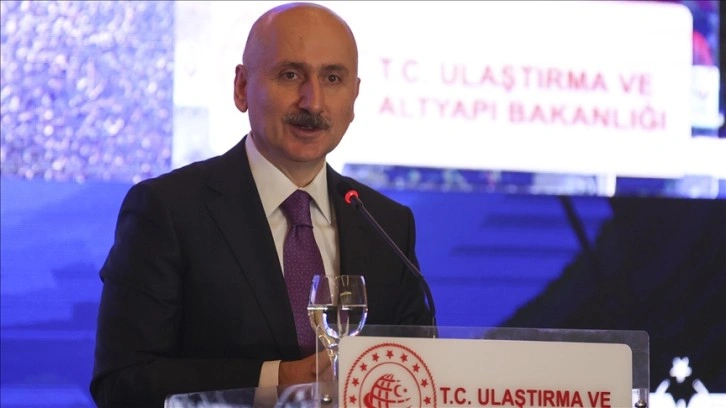 Bakan Karaismailoğlu: Orient Express benzeri trenleri raylarımızda göreceğiz