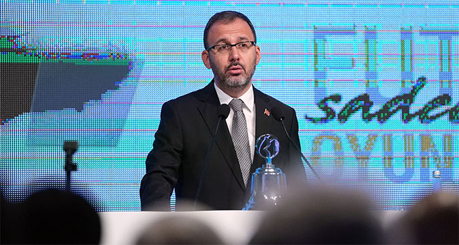 Bakan Kasapoğlu: ’Mücadele eden, istekli ve inançlı bir takım var’