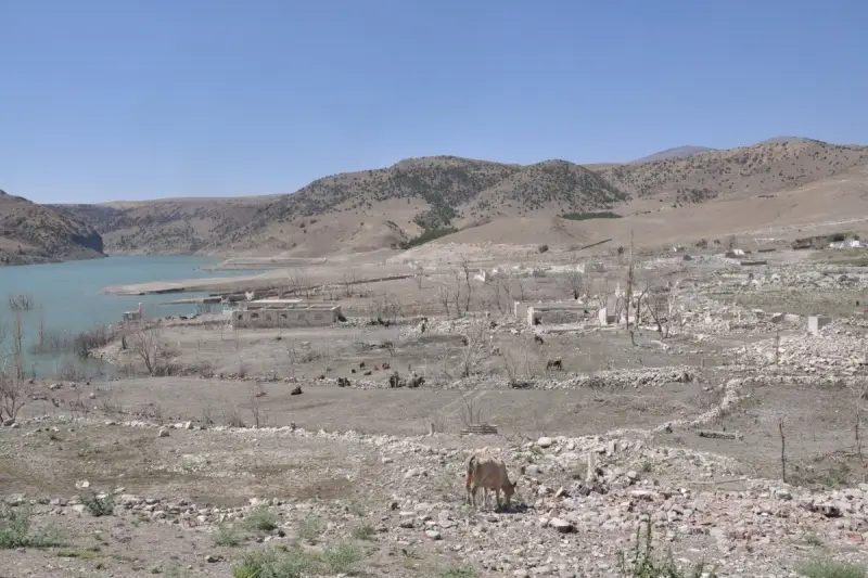 Baraj suları çekildi ‘tarih’ ortaya çıktı