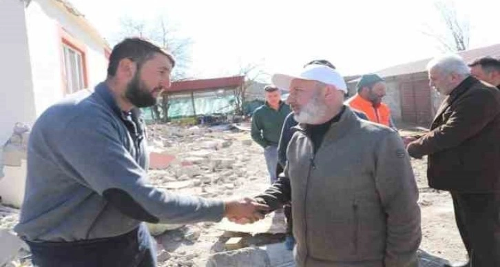 Başkan Çolakbayrakdar, bu seferde meclis üyeleriyle deprem bölgesinde