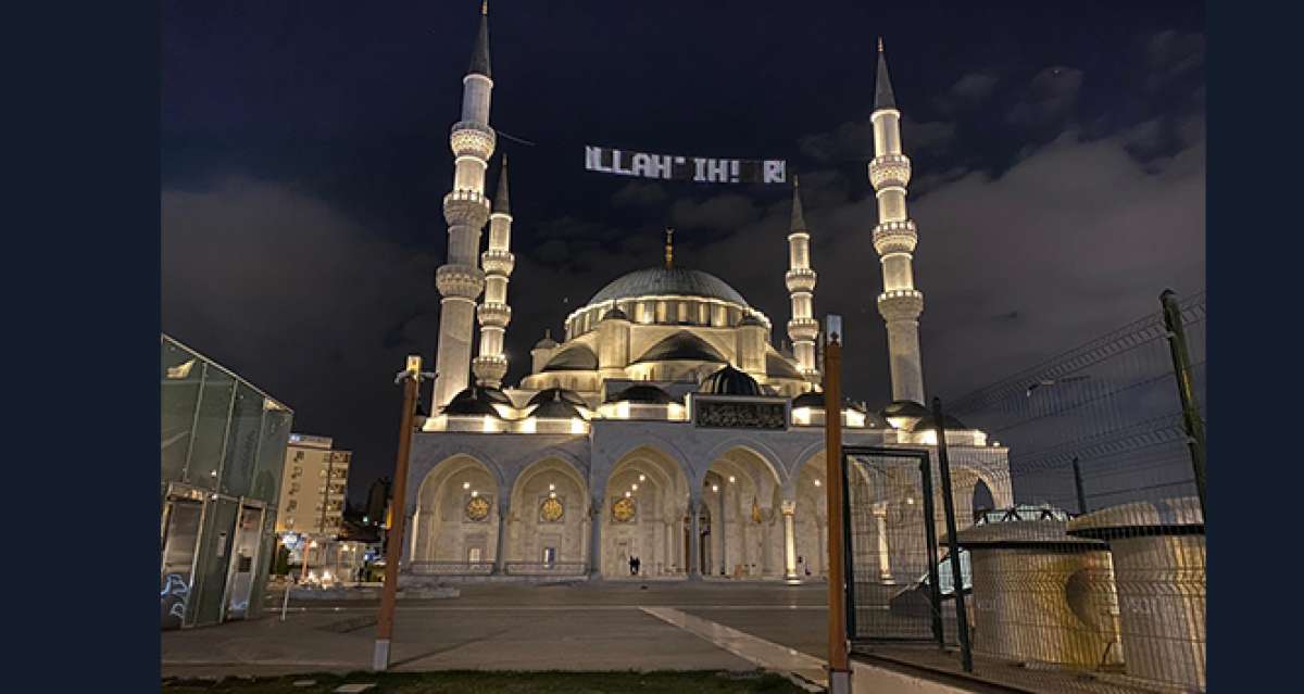 Başkent'te Berat Kandili dualarla idrak edildi