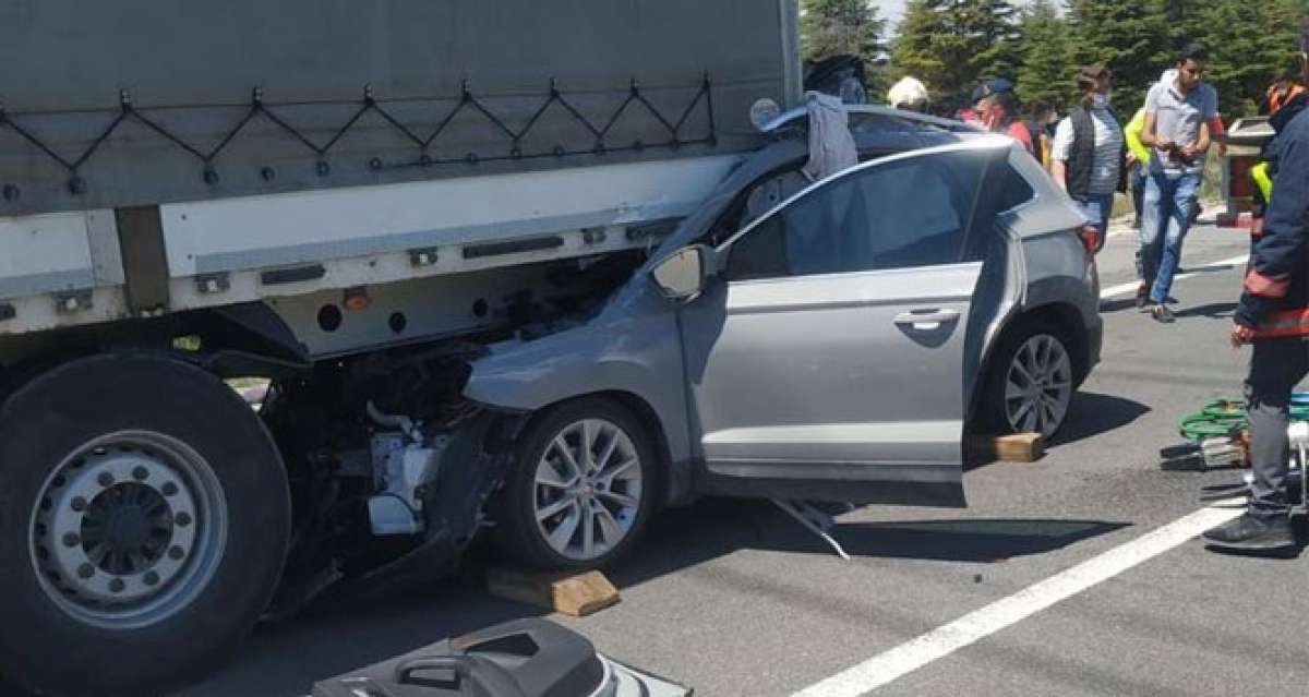 Başkentte cip tıra arkadan çarptı: 2 ölü, 3 yaralı