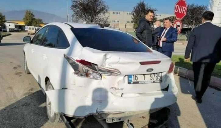 Belediye başkan yardımcısı ve daire müdürü kazada yaralandı