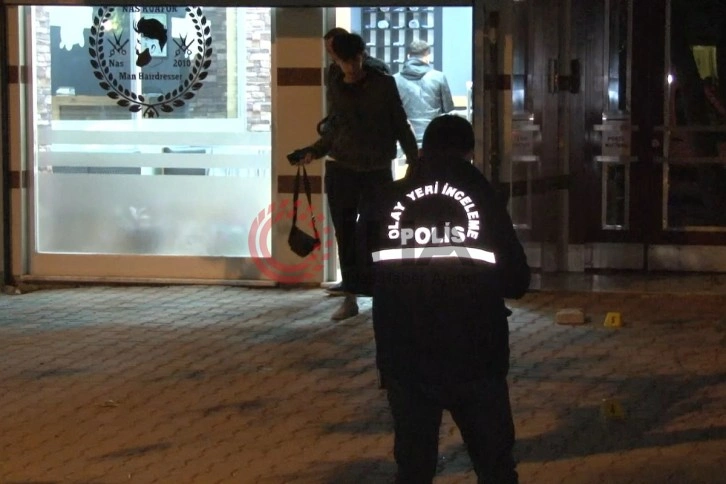 Beylikdüzü’nde erkek kuaförüne silahlı saldırı