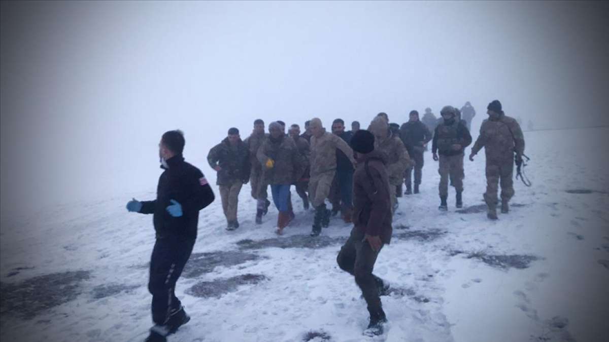 Bingöl'den kalkan askeri helikopter kaza kırıma uğradı: 9 personel şehit oldu