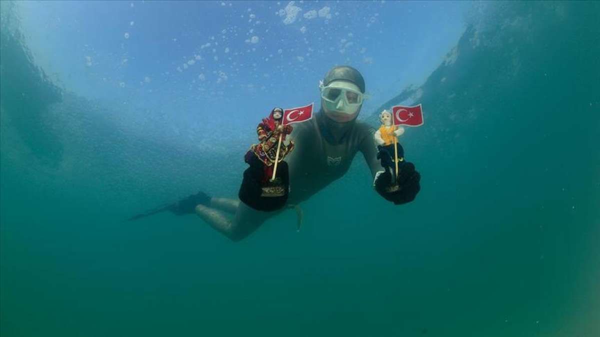 Birgül Erkenden Sivasta Dünya Kadınlar Günü dalışı