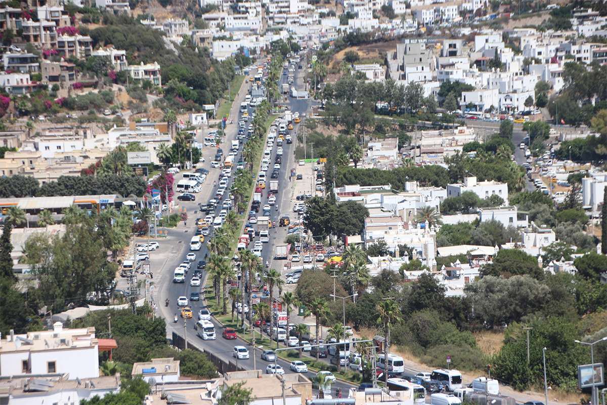 Bodrum teyakkuza geçti