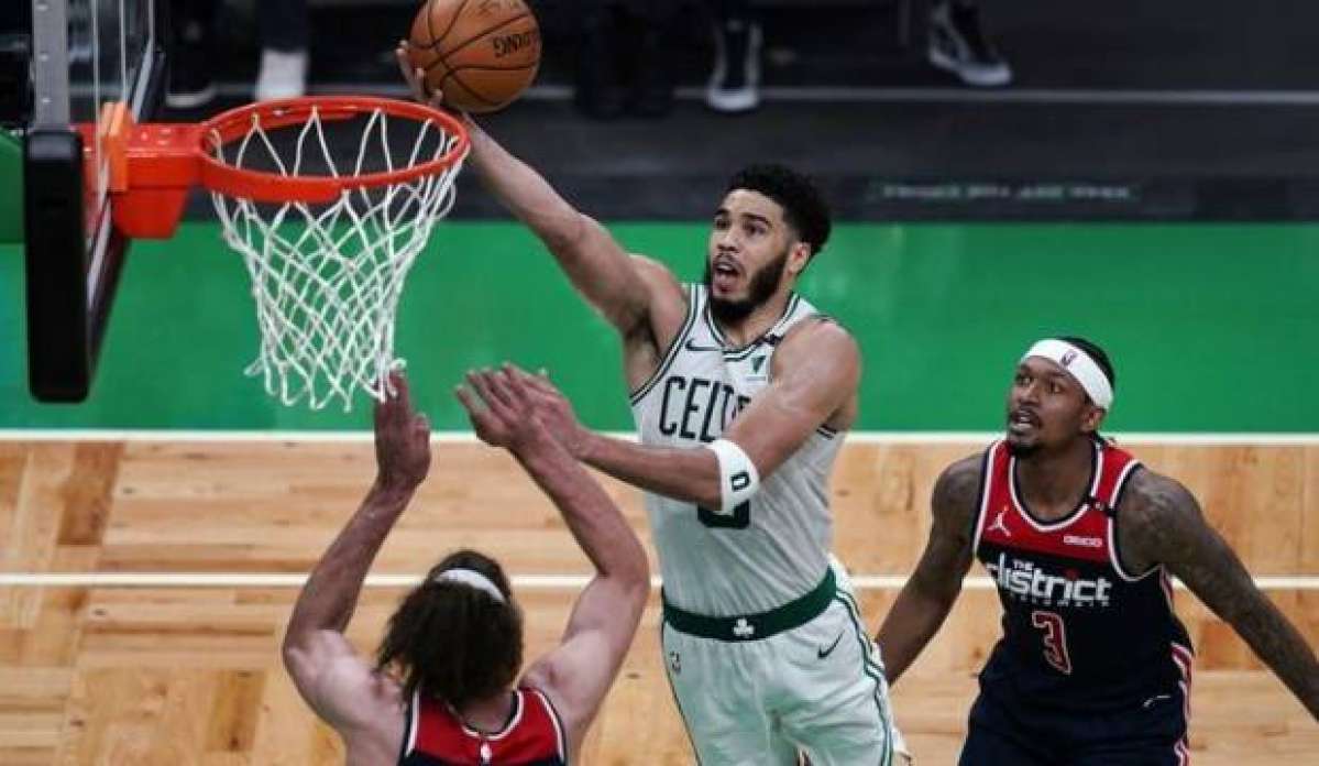 Boston Celtics'i play-off'a Jayson Tatum taşıdı