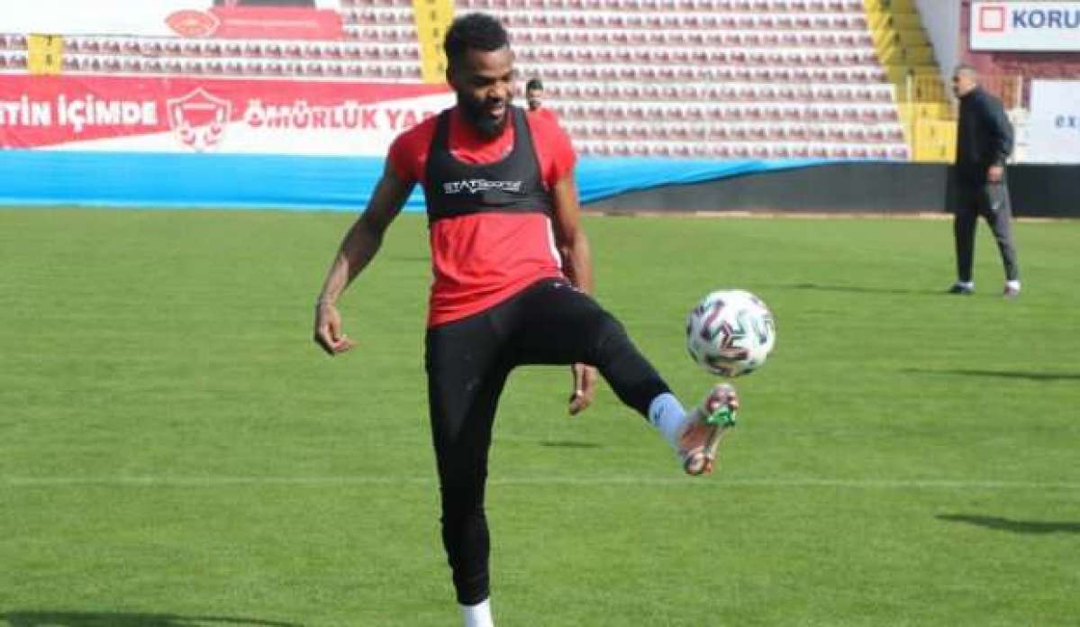 Boupendza Trabzonspor'a bileniyor!