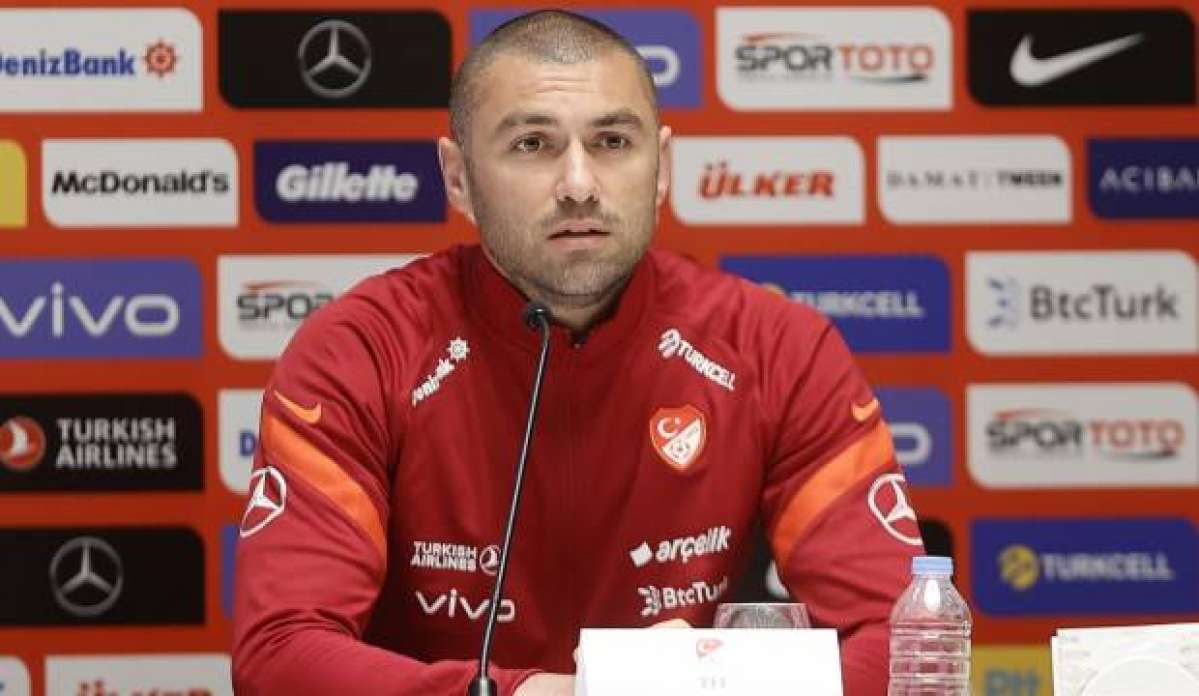 Burak Yılmaz koronavirüs aşısı oldu