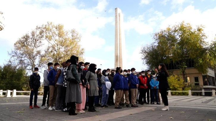 Büyükşehir, “Savunmanın Ayak İzleri” gezilerini başlattı