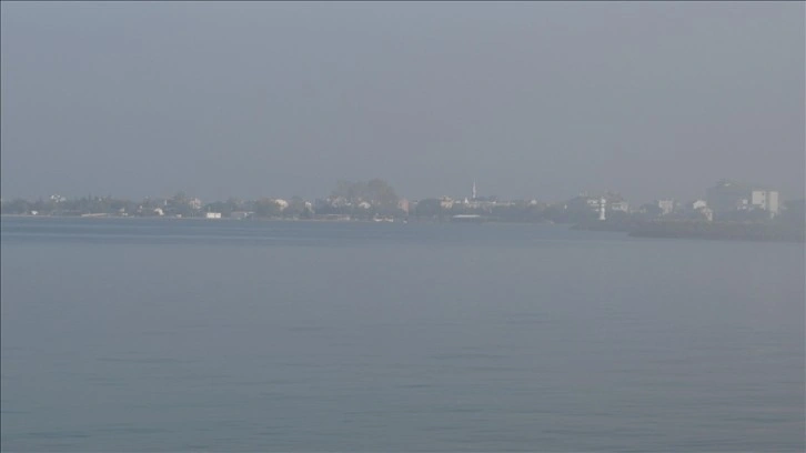 Çanakkale Boğazı transit gemi geçişlerine açıldı