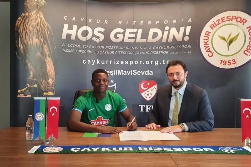 Çaykur Rizespor, Nathan Monzango’yu kiraladı