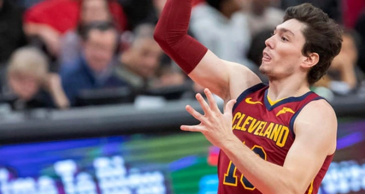 Cedi Osman'ın 15 sayısı galibiyete yetmedi