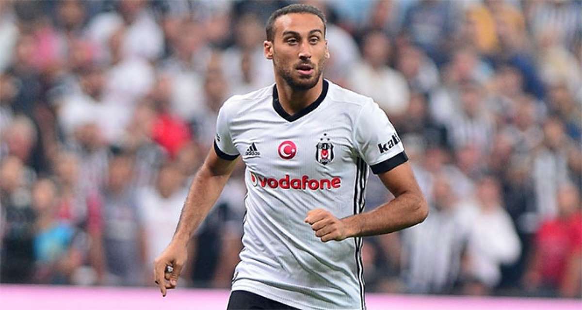 Cenk Tosun: 'Yeniden tarih yazmaya hazır mıyız?'