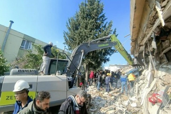 Çinli kurtarma ekibi 20'den fazla kişiyi kurtardığını duyurdu