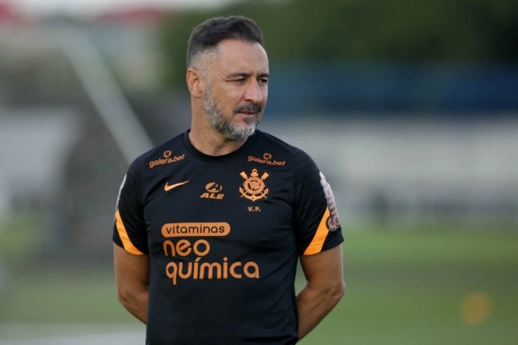 Corinthians'ta Vitor Pereira dönemi sona erdi