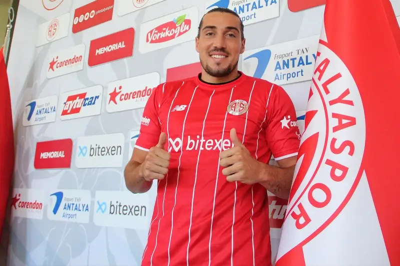 Crivelli Antalyaspor'da