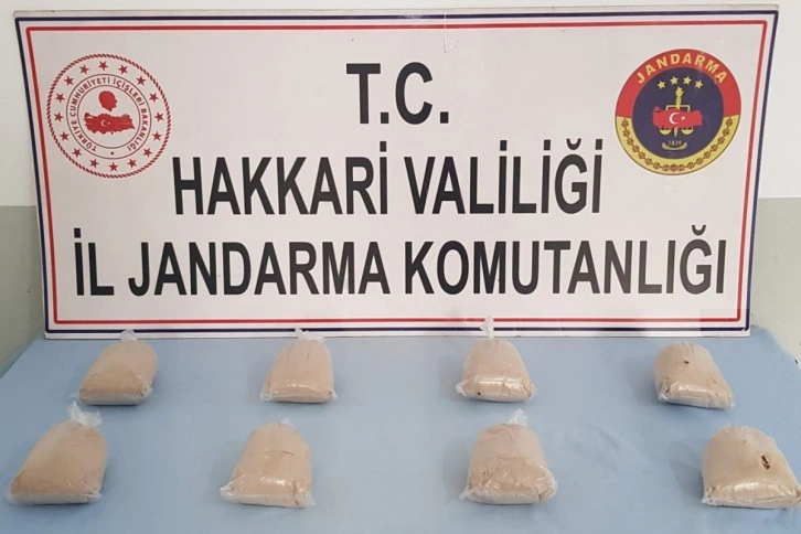 Çukurca'da 4 kilo eroin ele geçirildi