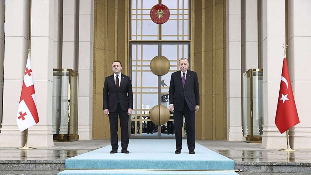 Cumhurbaşkanı Erdoğan, Gürcistan Başbakanı Garibashvili‘yi resmi törenle karşıladı