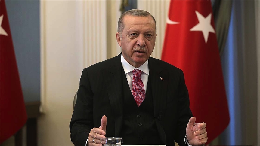 Cumhurbaşkanı Erdoğan: Hiçbir denetim olmadığında dijitalleşmenin bizi götüreceği yer faşizmdir