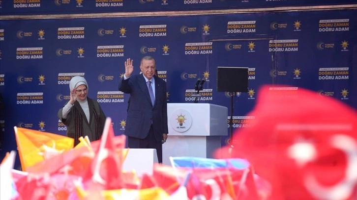 Cumhurbaşkanı Erdoğan, Kırklareli Cumhuriyet Meydanı’nda düzenlenen mitinge katıldı