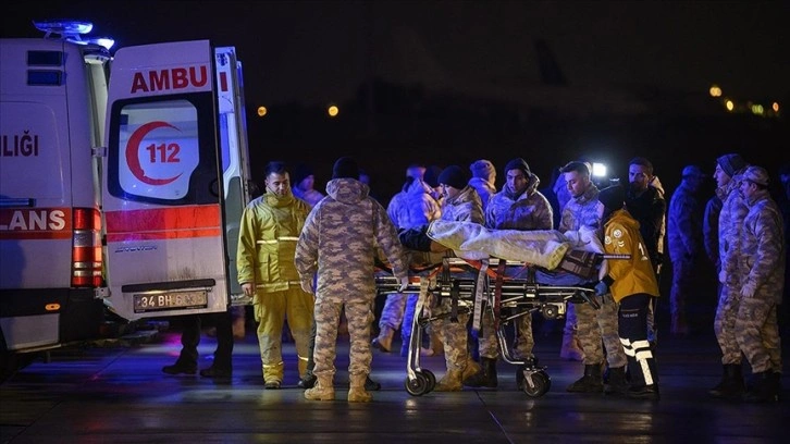 Deprem bölgelerinden İstanbul'a getirilen 2 bin 193 yaralı taburcu edildi