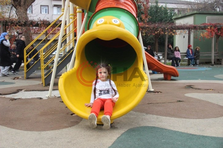 Deprem bölgesinde çocuk olmak