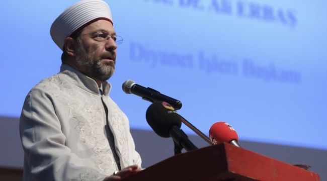 Diyanet İşleri Başkanı Erbaş'tan teravih namazı açıklaması!